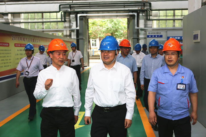 郝鹏旅行考察royal皇家88集团所属企业汽轮机公司